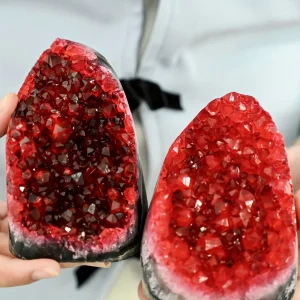 1PC Rare Red Geode